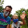 Masken gehören für uns auch im Urlaub dazu.