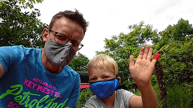 Masken gehören für uns auch im Urlaub dazu.