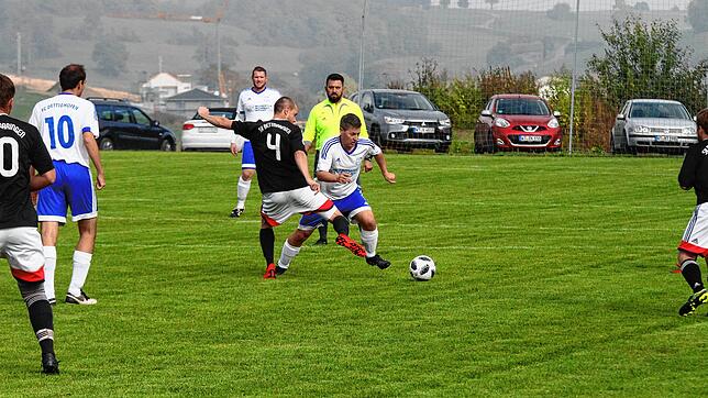 Bild : FC Dettighofen bleibt nach 0:2-Niederlage bei der SG Bettmaringen siegloses Schlusslicht der Liga &ndash; und wir haben Bilder!