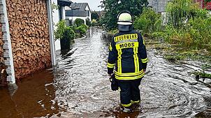 In Moos stehen zahlreiche Keller unter Wasser.