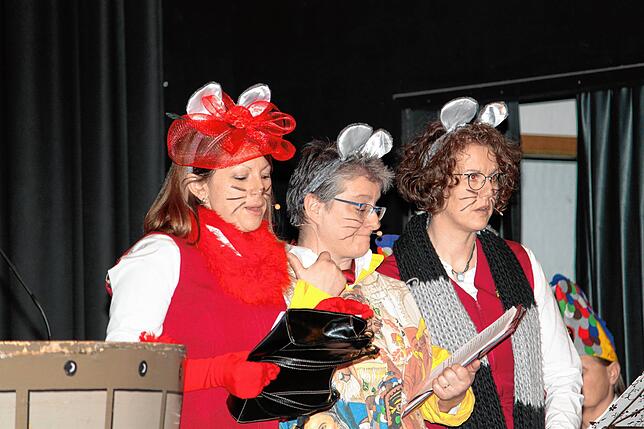 Die drei Mäuse aus der Stadt (von links) Annika Rössler, Nicola Benz und Conny Rick führten 2020 durch den Abend.