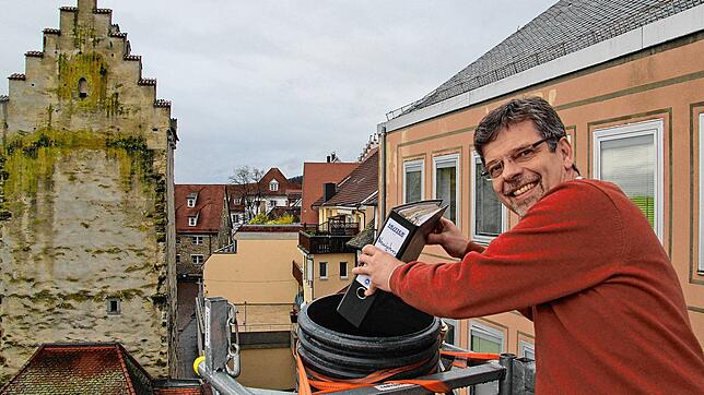 Wer ein Rathaus führen möchte, muss zuweilen auch ausmisten können: Riedmann legte beim Entrümpeln vor dem Umzug der Stadtverwaltung in ...