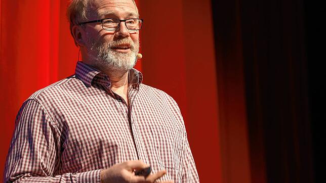 Markus Venohr, Forschungsgruppenleiter der Abteilung Ökohydrologie und Biochemie des Leipniz-Instituts für Gewässerökologie und ...