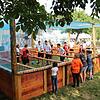 Die Mannschaften und ihre Fanclubs hatten viel Spaß, sowohl im Spielfeld als auch außerhalb im kühlen Schatten.
