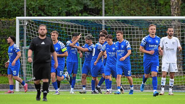 Bild : SV Weil II fegt den SV Blau-Weiß Murg mit 11:0 vom Platz– und wir haben Fotos!