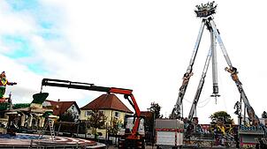 Zwischen Kirchstraße und Stadthalle fordert das Besteigen des einen oder anderen Fahrgeschäfts auch ein bisschen Mut. So etwa auch die ...