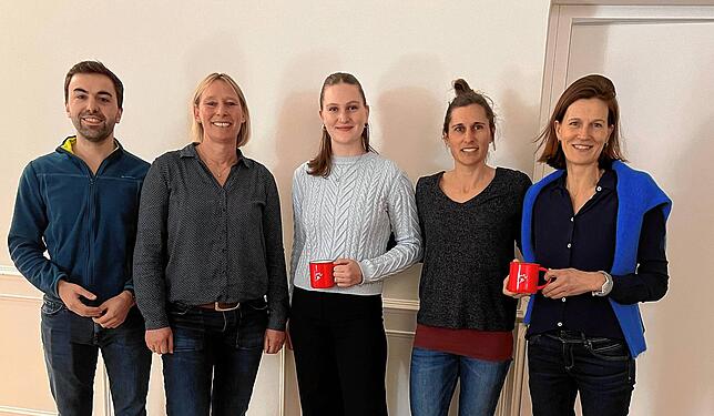 Der Vorstand der LG Hohenfels (von links): Tobias Herrmann (Pressewart), Andrea Lettau (TV Laufenburg), Trainerin Cora Nussbaumer ...
