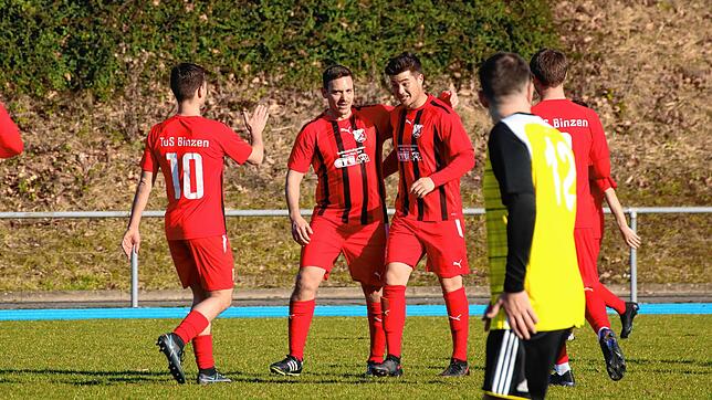 Bild : TuS Binzen siegt mit 3:0 beim SV Eichsel &ndash; und wir haben Bilder!