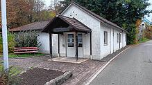 Das Waschhüsle in Küssaberg/Ettikon gehört wohl in seiner jetzigen Form bald der Vergangenheit an. Bild: Stefan Kurczynski