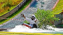 Viel Wasser zur Schneeproduktion braucht der Ski-Club Schönwald zum Beispiel dann, wenn der Waterslide-Contest veranstaltet wird. ...