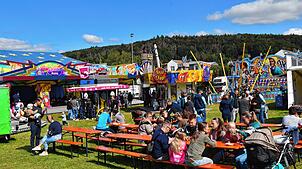 Bei den Steißlingern und Besuchern aus der Region ist der Vergnügungspark der Firma Gebauer am Klemenzenfest besonders beliebt. Die ...
