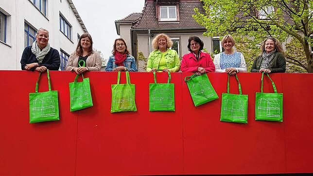 Maike Krause (Amt für Kinder, Jugend und Familie Landratsamt Konstanz), Lena Leiber, Doris Sturm (beide städtische Abteilung Kinder und ...
