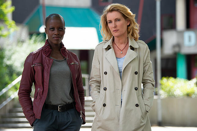 Fernsehzuschauer kennen Florence Kasumba (links) aus dem Niedersachsen-Tatort &ndash; sie ist dort an der Seite von Maria Furtwängler zu ...