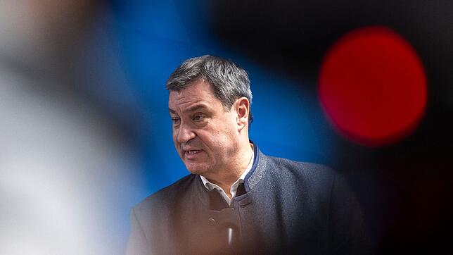 Markus Söder (CSU) will beim Bürgergeld sparen.