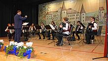 Traditionell umrahmt der Immendinger Akkordeonverein Junge Donau den Neujahrsempfang. Die Leitung hat Dirigent Eric Dann. Archivbild: ...