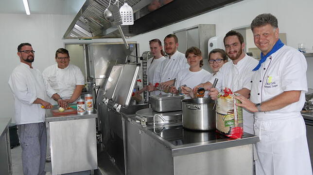 Pablo Amrhein, Felix Gruninger, Jasmin Allgeier, Tom Neuhaus, Melanie Nübel, Angelika Gryta und Andreas Thoma machen ihre Ausbildung ...