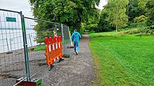 Das Ufer im Hörlepark in Staad wurde nach starken Regenfällen im Sommer 2025 mal wieder in Mitleidenschaft gezogen. Nun will die Stadt ...