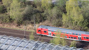 Hier fährt sie mal: Die Schwarzwaldbahn nahe des Reichenauer Bahnhofs.