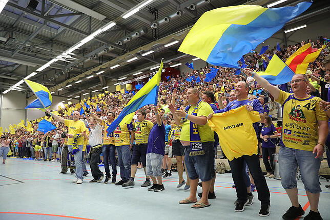 Die Fans der HSG Konstanz.