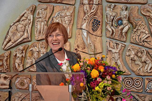 Bedankt sich für ihr gutes Wahlergebnis: Dekanin Regine Klusmann.