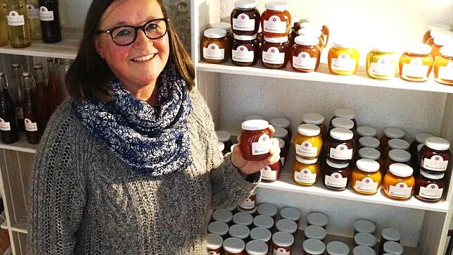 Ihr Marmeladenregal im Kellerabgang bestückt Caroline Gerstenhauer nur mit saisonalen Marmeladen- und Chutney-Genüssen. Aktuell hat sie ...