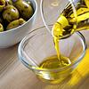 Gutes Olivenöl gehört in jede gute Küche – auch in diesem Rezept sorgt es für einen besonderen Geschmack. Außerdem ist es sehr gesund.