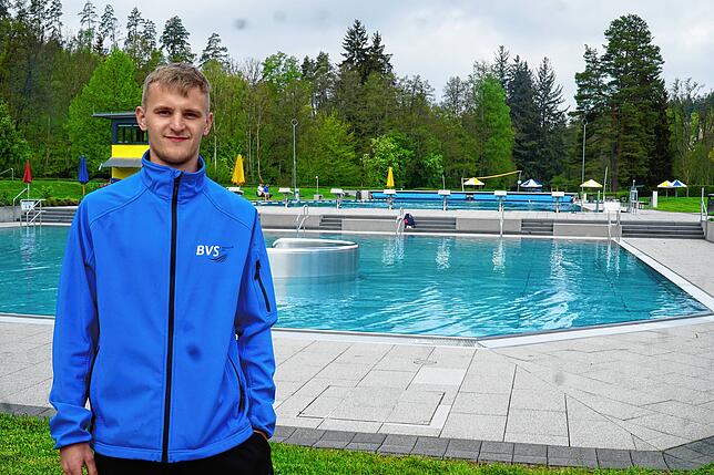 Enrico Krause ist leitender Schwimmeister im Villinger Kneippbad und freut sich auf die Sommersaison.