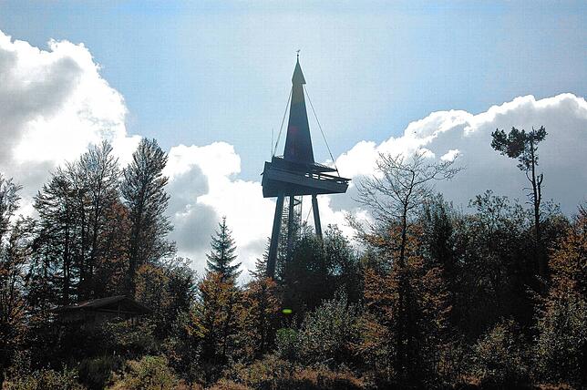 Der Gugelturm &ndash; die Krone des Hotzenwaldes ist nach wie vor begehbar, auch wenn das Gugelstüble geschlossen bleibt.