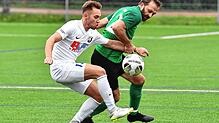 Auf ein Neues im nächsten Spieljahr: Hannes Linke (links) nimmt mit dem FC Erzingen in der kommenden Saison einen erneuten Anlauf im ...