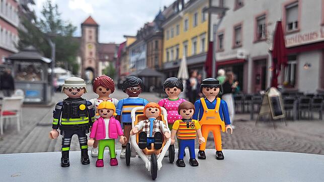 Wie viele Menschen werden in den nächsten 15 Jahren in Villingen-Schwenningen wohnen? Welche Stadtteile werden sich verändern? Damit hat ...