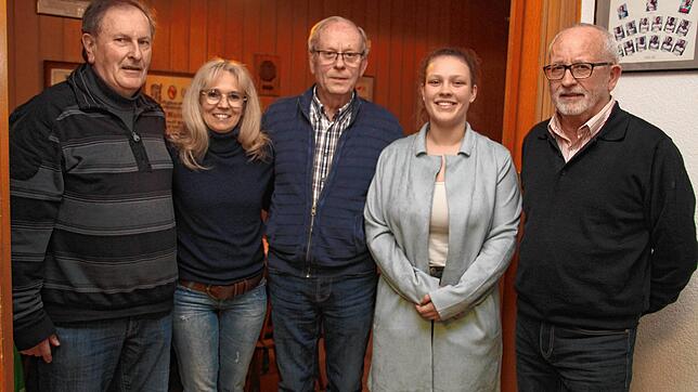 Der Judo-Club Marbach &ndash; hier der stellvertretende Vorsitzende Arno Lorch, Schriftführerin Christine Fehlinger, Kassier Bernd ...