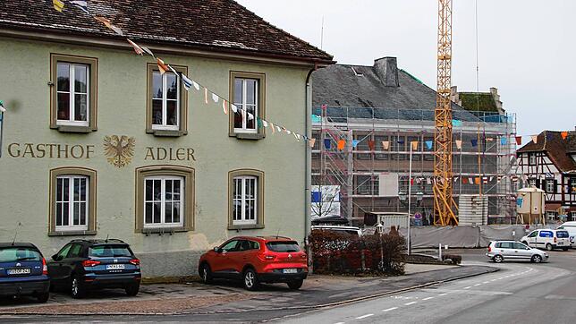 Wann ist die Investorenlösung für den &bdquo;Adler&ldquo; in trockenen Tüchern? Die Stadt verhandelt seit Monaten mit einem potenziellen ...