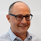 &bdquo;Mit einem Umzug in die Schweiz kann es Sinn machen, im deutschen Bildungssystem zu bleiben&ldquo;, sagt Frank Schädler, Leiter ...