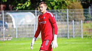 Mirko Vasiljevic, Torhüter vom FC Neustadt, beim Spiel in Denkingen.