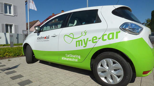 Neu stehen auf dem Kundenparkplatz der Stadtwerke Bad Säckingen zwei E-Car-Sharing-Autos, die man stunden- oder tageweise ausleihen kann.