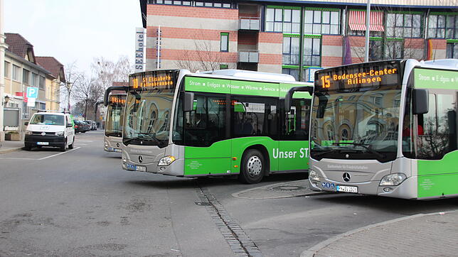 Immer wieder kommt es zu Verzögerungen im Busverkehr. Das liegt weniger an den Fahrern, sondern eher an den vielen Baustellen und ...