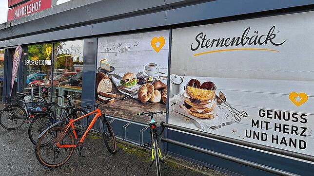 Die Sternenbäck-Filiale in der Max-Stromeyer-Straße in Konstanz. Sie gehört zu den 34 Fililien der Großbäckerei in Baden Württemberg, ...