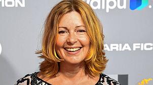 Schauspielerin Karin Thaler hatte 1986 ihr TV-Debüt. Seit Folge 1 (2002) ist sie bei den „Rosenheim-Cops“ dabei.