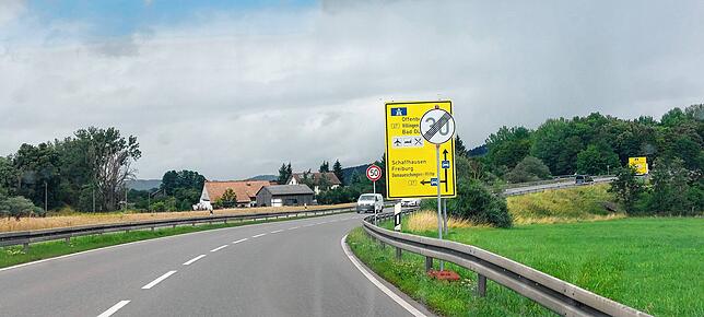 Kurz nach dem Ziegelhof kann dann wieder auf 50 km/h beschleunigt werden.