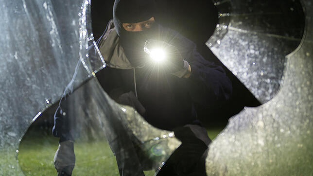 Am vergangenen Wochenende gab es am Hochrhein rund 20 Einmbrüche. Die Polizei reagiert schnell und verschärft Kontrollen.