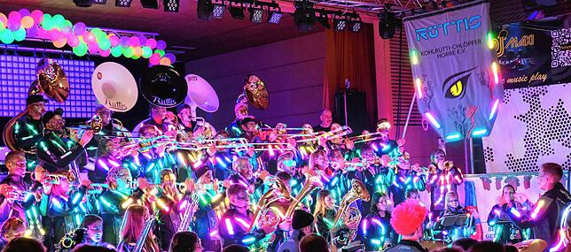 Die Rüttis laden zum zweitägigen Rüttis-Rambazamba am 19. und 20. Januar in die Wutachhalle Horheim ein.
