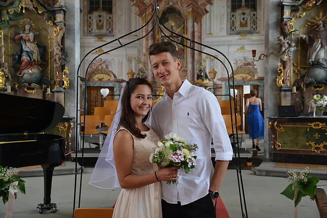 Auch Hochzeiten sind möglich im Staate Drostbritannien: Sophie Walser und Patrick Petri trauten sich.