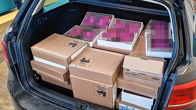 So sieht kein Reisemitbringsel aus. Der Kofferraum des Passats, der am Grenzübergang Konstanz-Autobahn kontrolliert wurde, war voll mit ...
