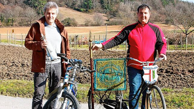 Martin Bürgel (links) und Ralf Wiedemann leiten den Fahrradverein in Weiler. Mit dem Start ihres geselligen Touren-Angebots wollen sie ...