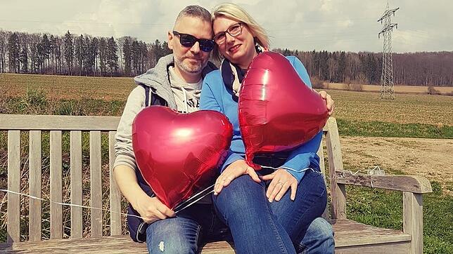 Sandra und Holger Siebert mussten ihre Traumhochzeit aufgrund der Corona-Pandemie verschieben. Die beste Freundin der Braut hatte aber ...