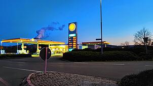 Die Tankstelle in Dogern, an der der Angeklagte einen Kunden mit einem Messer angegriffen haben soll. Am 26. September beginnt der ...