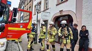 In der Gerberstraße kommt es wegen einem auf dem Herd vergessenen Essen zu einem Feuerwehreinsatz.