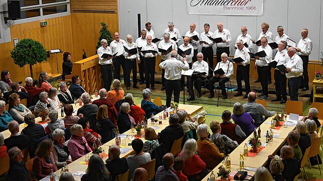 Der Männerchor Bannholz entführt bei seinem Jahreskonzert die über 200 Gäste mit einem abwechslungsreichen Programm in die Welt der ...