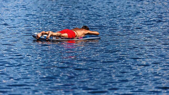 Der Tunisee in Freiburg im Sommer. Fast alle Badeseen im Südwesten haben eine gute Wasserqualität