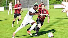 Die Derbys zwischen dem FC Pfaffenweiler und dem FC Königsfeld dürften auch in der kommenden Landesliga-Saison interessante Duelle ...